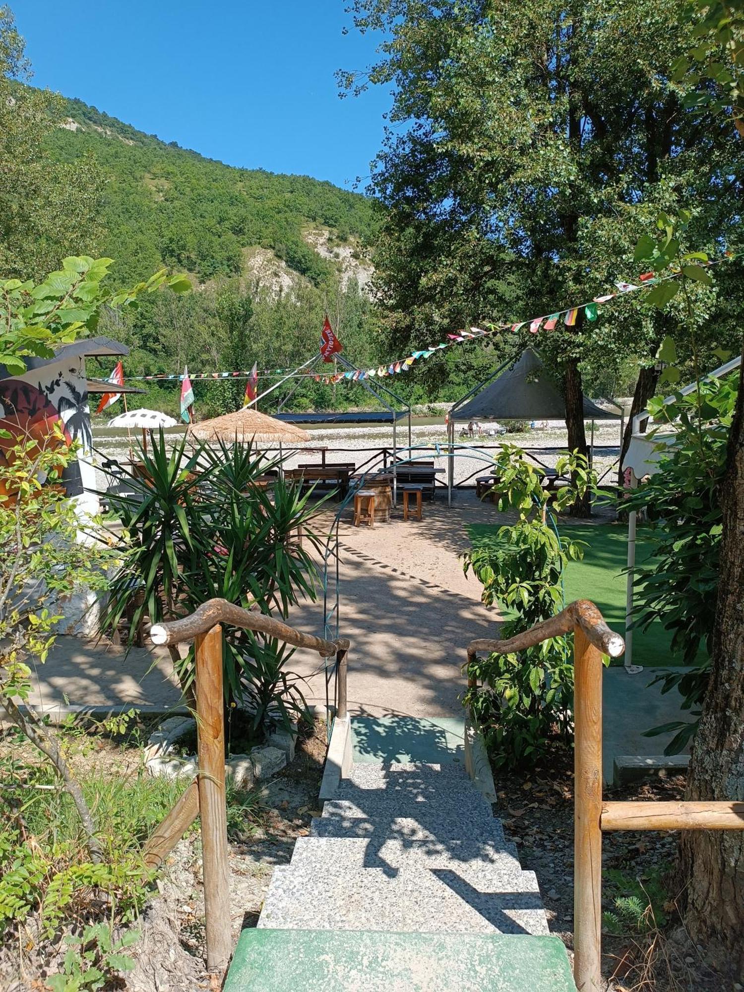 Il Nido Di Matilde _Monolocale Design Sul Fiume_ Daire Rossena Dış mekan fotoğraf
